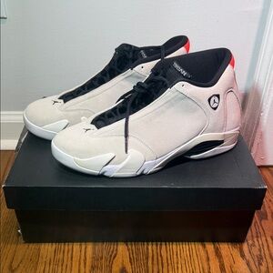 Men's Air Jordan 14 retro “desert sand “ size 12.5 US Like new condition!!! Box